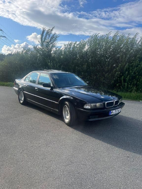 Gebraucht BMW 740 Shadowline 286 PS (210 kW) 1998 Schwarz Limousine