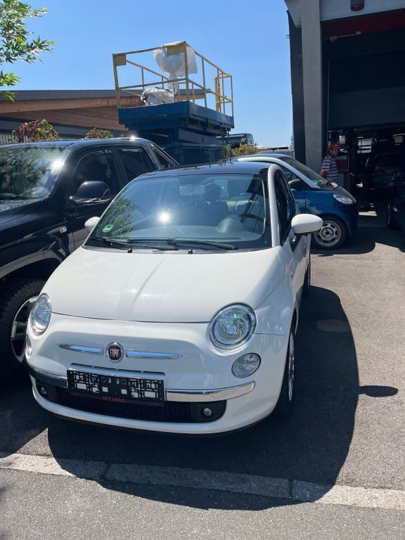Weiß Gebraucht 2013 Fiat 500 Lounge Kleinwagen | 7.550 € (Etwas zu teuer) - Bild 1/4
