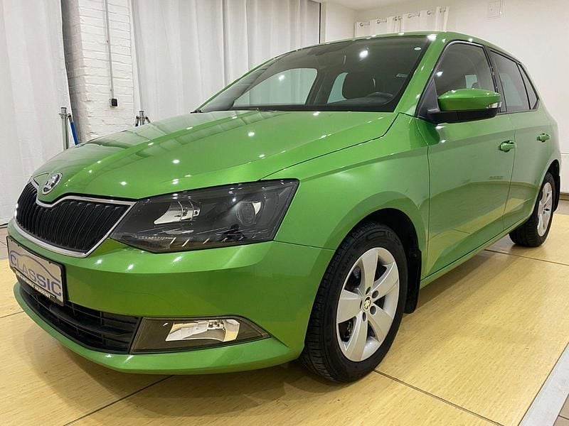 Gebraucht Skoda Fabia 110 PS (80 kW) 2015 Grün Kleinwagen