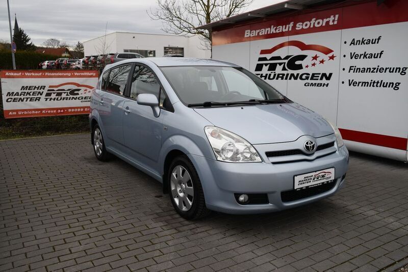 Blau Gebraucht 2005 Toyota Corolla Verso Sol Van / Kleinbus | 5.490 € (Fairer Preis) - Bild 1/4