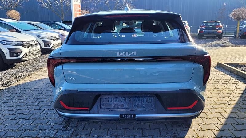 Neu Kia K4 150 PS (110 kW) 2026 Metallic