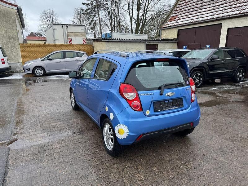 Gebraucht Chevrolet Spark LT 82 PS (60 kW) 2013 Blau Kleinwagen