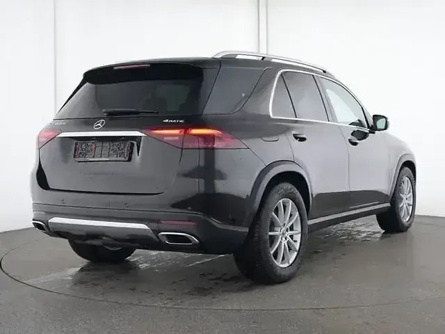 Gebraucht Mercedes GLE350 197 PS (144 kW) 2024 Schwarz SUV