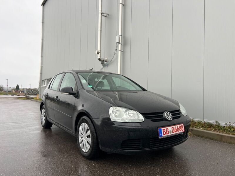 Schwarz Gebraucht 2005 VW Golf IV Limousine | 2.200 € (Fairer Preis) - Bild 1/4