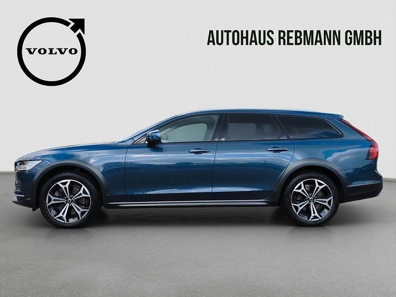 Gebraucht Volvo V90 CC Ultimate 250 PS (183 kW) 2023 Blau Kombi