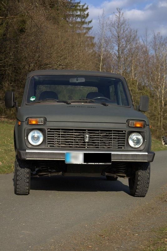 Gebraucht Lada niva 84 PS (61 kW) 2007 Grau SUV