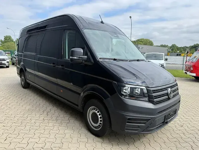 Gebraucht VW Crafter 177 PS (130 kW) 2025 Schwarz Van