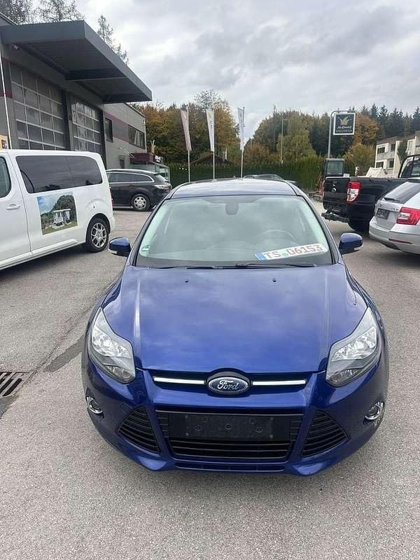 Blau Gebraucht 2014 Ford Focus Titanium Kombi | 1.800 € (Superpreis) - Bild 1/4