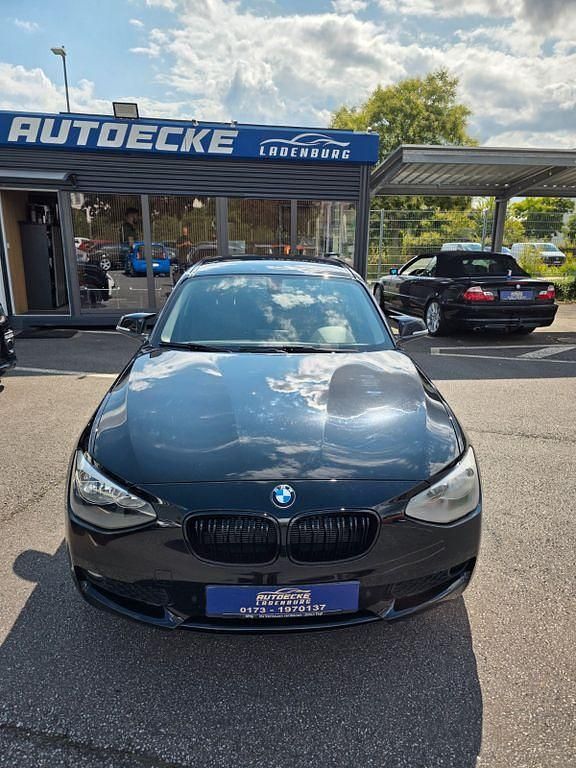 Gebraucht BMW 114 Advantage 102 PS (75 kW) 2014 Schwarz Kleinwagen