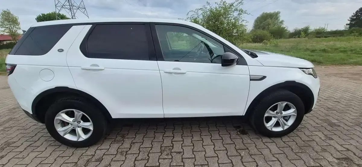 Gebraucht Land Rover Discovery Sport Pure 150 PS (110 kW) 2017 Fuji white SUV