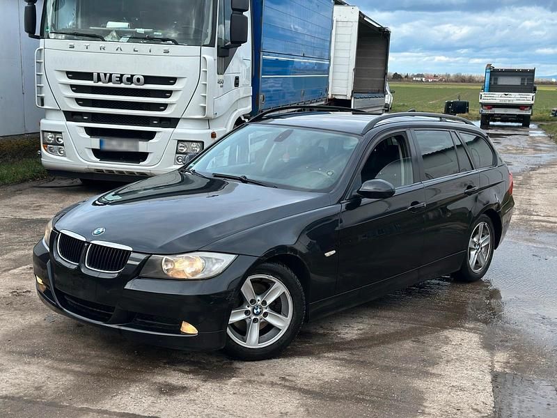 Second-hand BMW 320 163 CP (119 kW) 2007 Negru Break