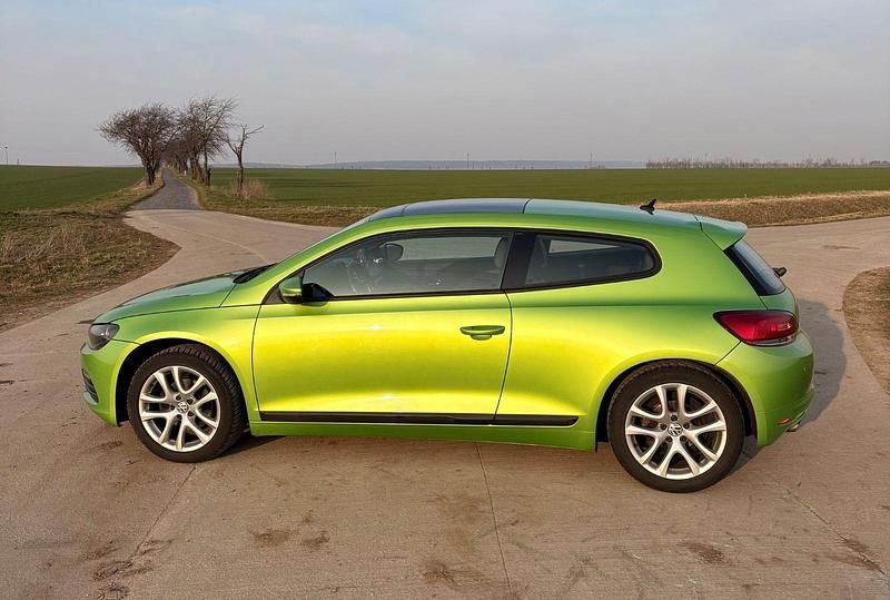 Usata VW Scirocco 122 CV (89 kW) 2009 Verde Coupé