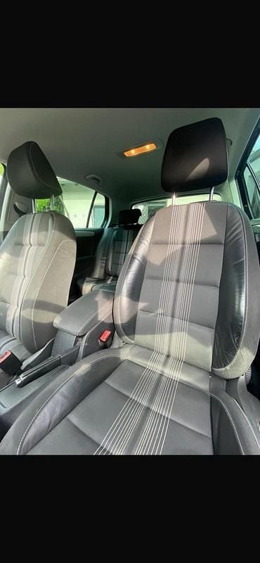 Gebraucht VW Golf VI 86 PS (63 kW) 2012 Schwarz Kleinwagen