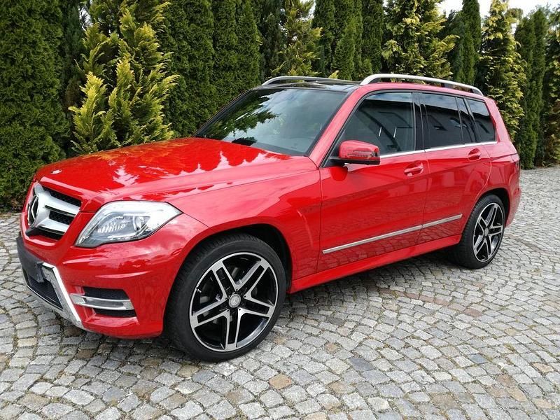 Rot Gebraucht 2015 Mercedes GLK350 SUV | 20.500 € (Fairer Preis) - Bild 1/4