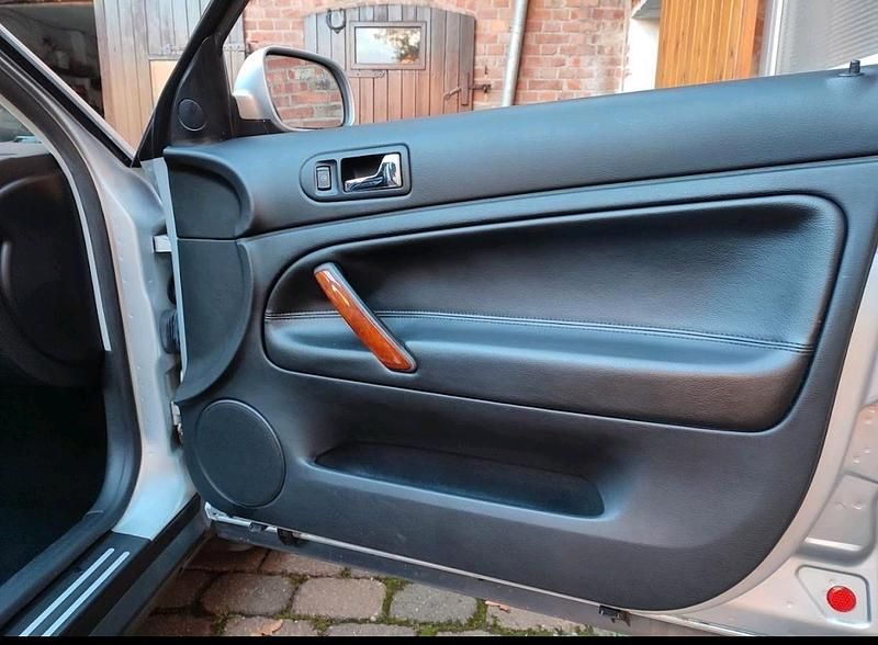 Gebraucht VW Passat 131 PS (96 kW) 2002 Silber Kombi