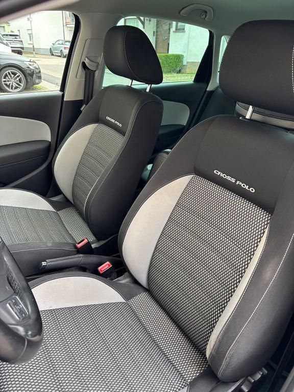 Gebraucht VW Polo Cross 105 PS (77 kW) 2011 Schwarz Kleinwagen