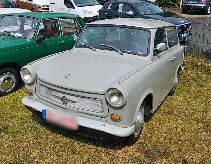 Grau Gebraucht 1967 Trabant 601 Kombi | 6.000 € - Bild 1/4
