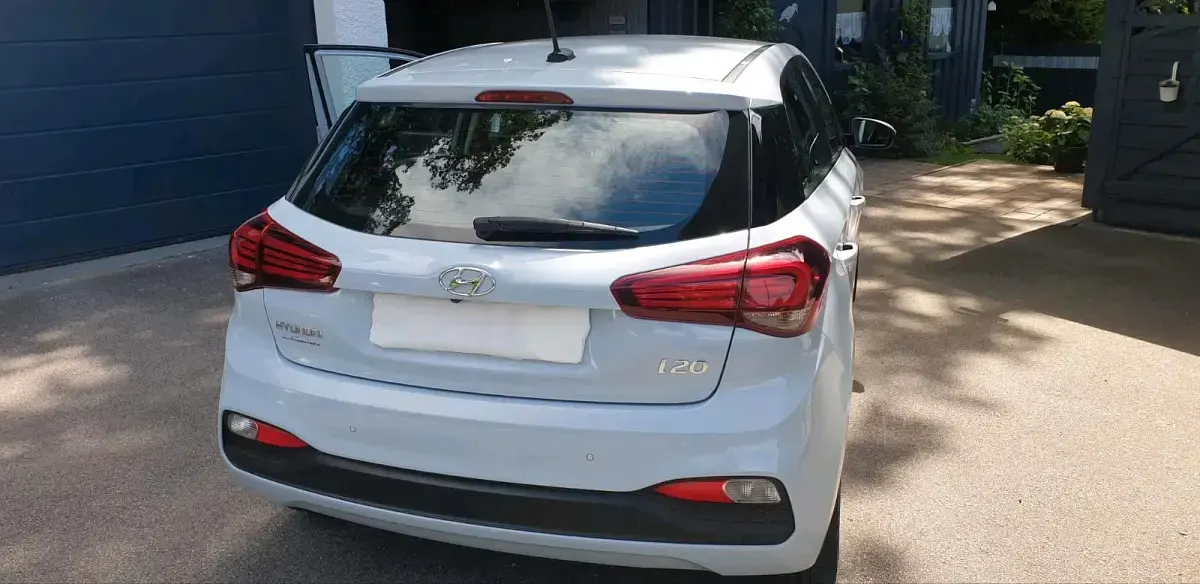 Gebraucht Hyundai i20 Active 84 PS (61 kW) 2019 Grau Kleinwagen