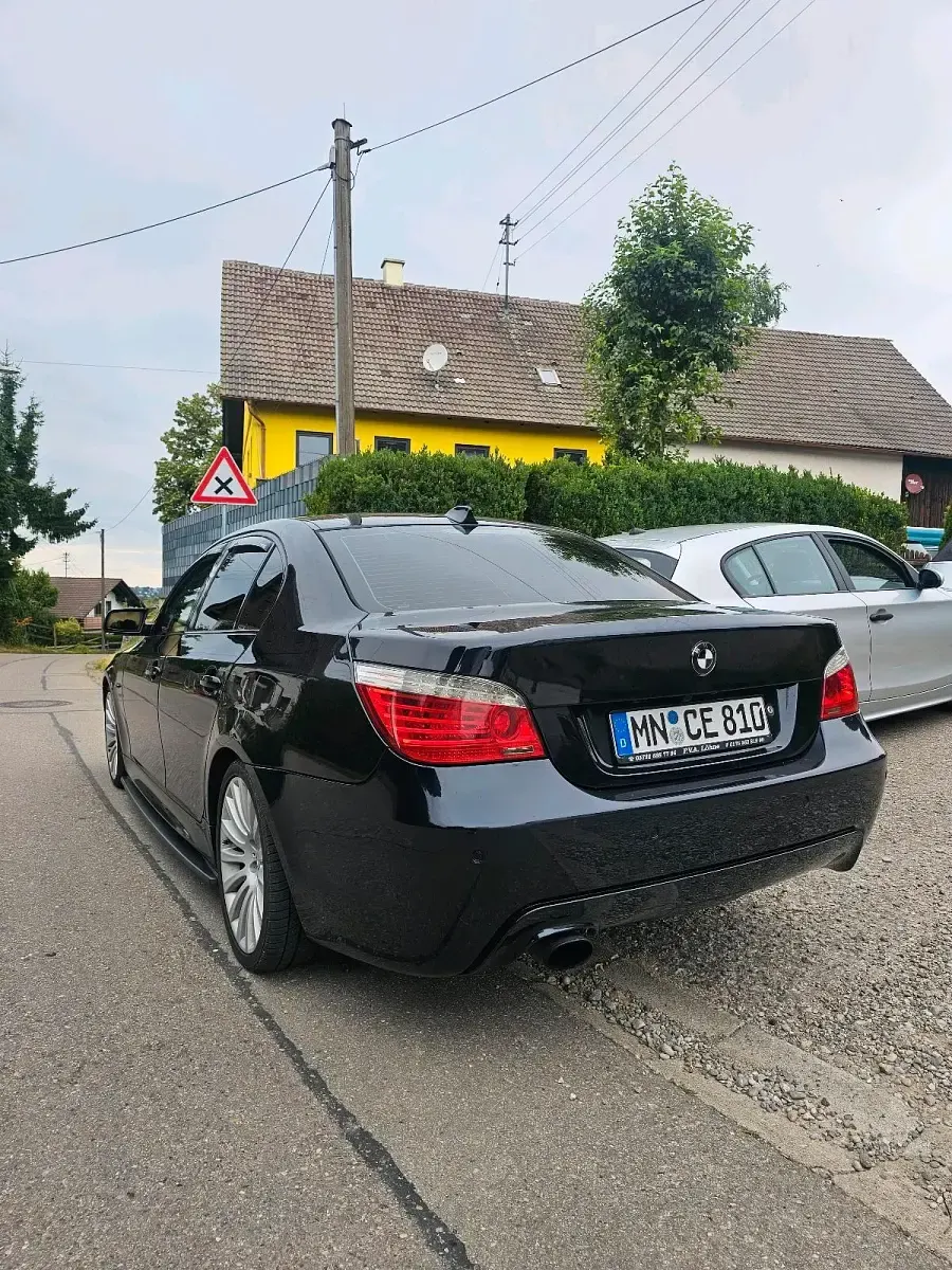 Gebraucht BMW 520 177 PS (130 kW) 2008 Schwarz Limousine
