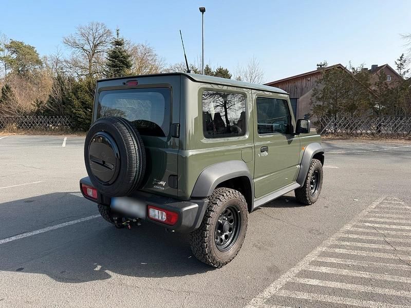 Gebraucht Suzuki Jimny 105 PS (77 kW) 2021 Grün SUV