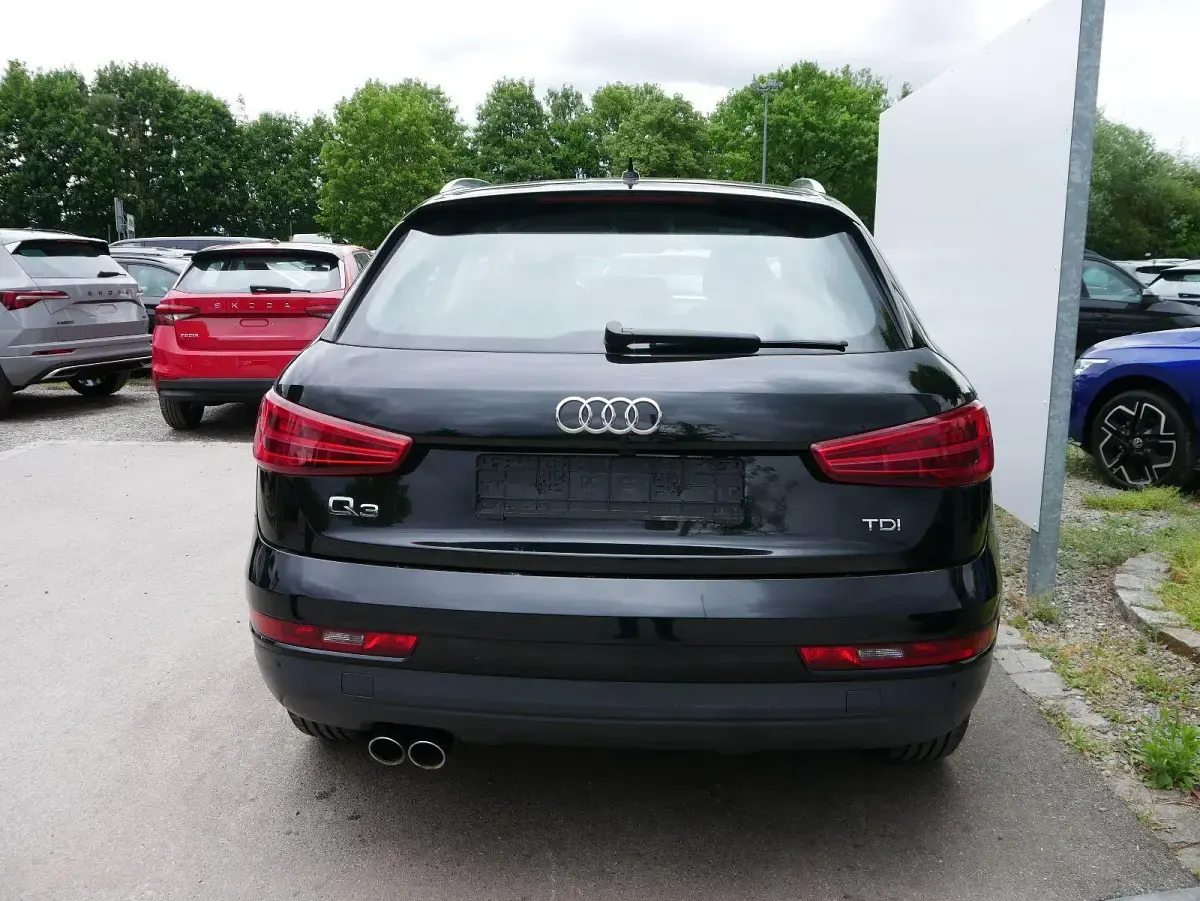 Gebraucht Audi Q3 150 PS (110 kW) 2017 Mythos black metallic SUV