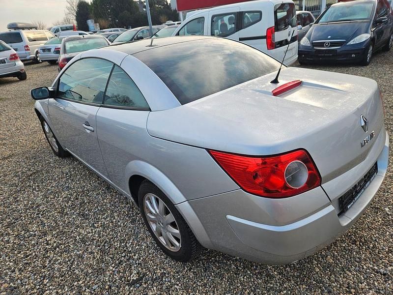 Gebraucht Renault Mégane Cabriolet Avantage 111 PS (81 kW) 2008 Grau Cabrio