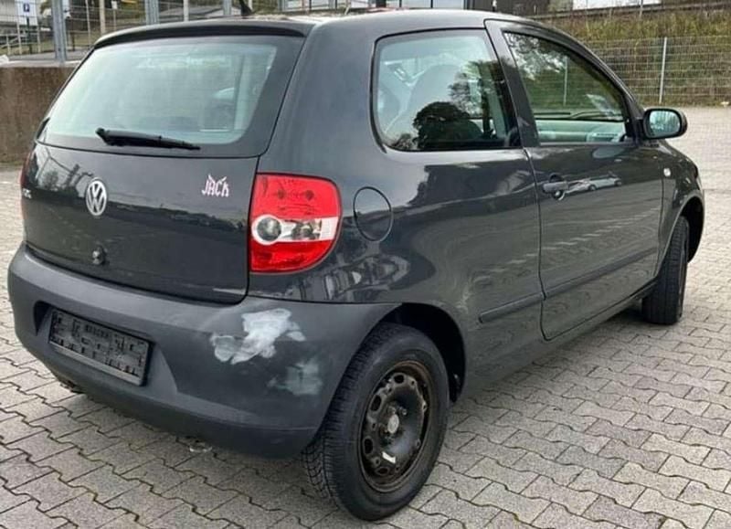 Second-hand VW Fox Style 75 CP (55 kW) 2010 Gri Hatchback