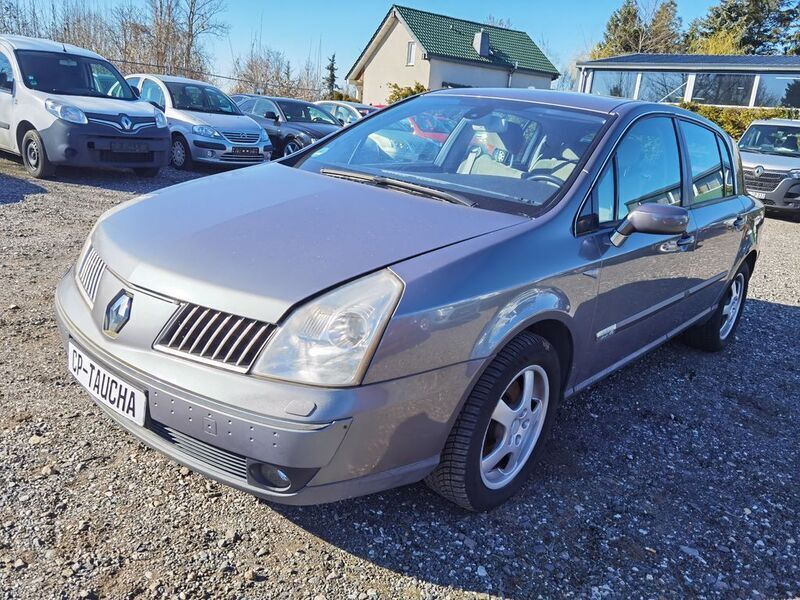 Grau Gebraucht 2002 Renault Vel Satis Privilege Kleinwagen | 700 € - Bild 1/4
