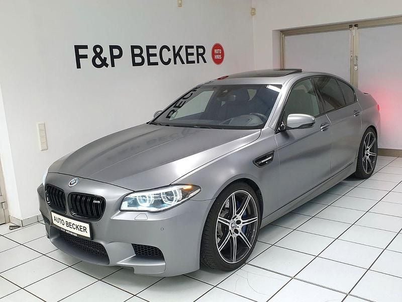 Frozen grey Gebraucht 2015 BMW M5 Competition Edition Limousine | 37.490 € (Etwas zu teuer) - Bild 1/4
