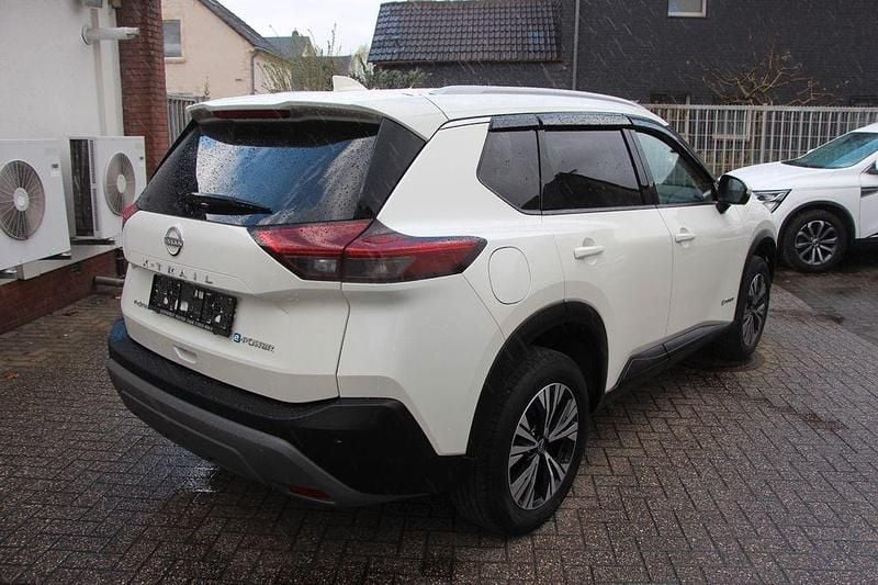 Gebraucht Nissan X-Trail N-Connecta 213 PS (156 kW) 2024 Weiß SUV