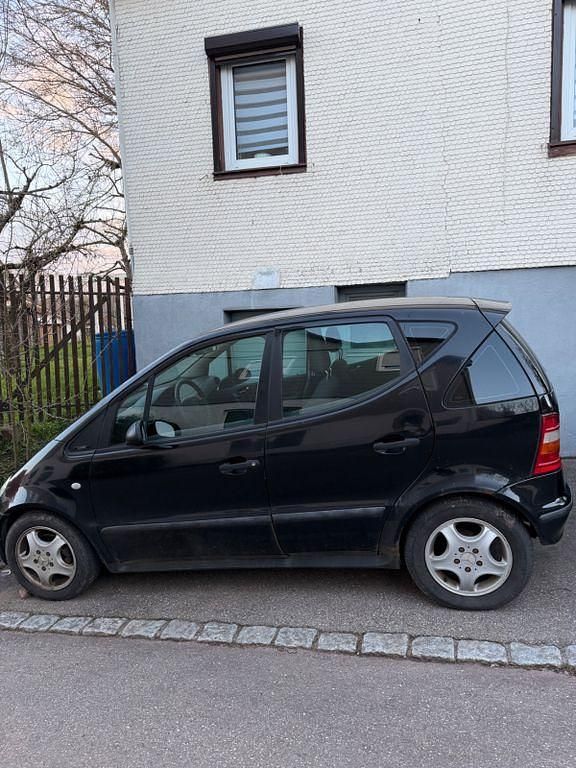 Gebraucht Mercedes A170 Classic 95 PS (69 kW) 2000 Schwarz Van / Kleinbus