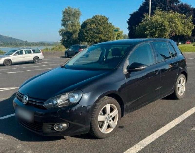 Schwarz Gebraucht 2010 VW Golf VI Team Kleinwagen | 4.200 € (Fairer Preis) - Bild 1/4