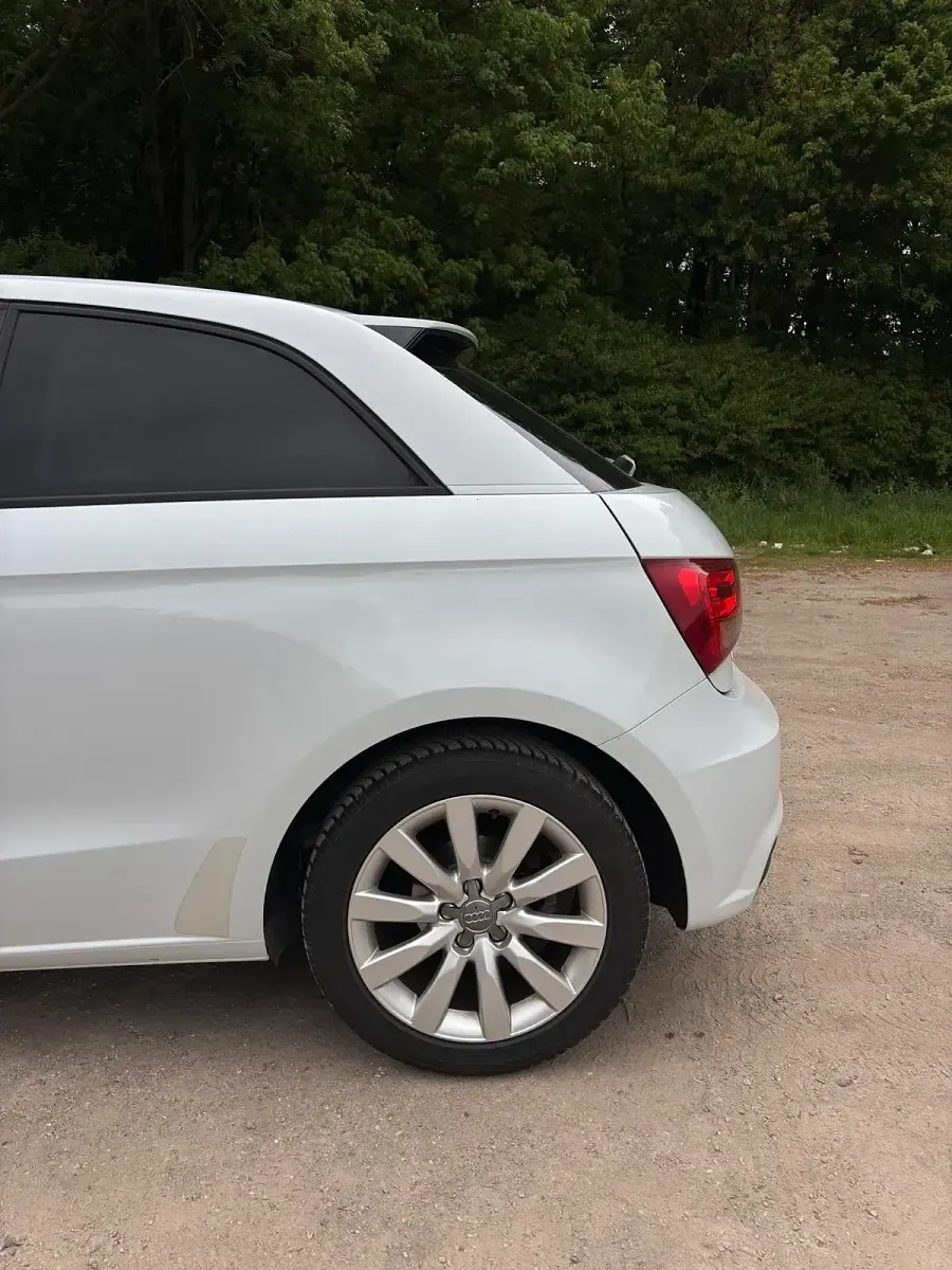 Usata Audi A1 95 CV (69 kW) 2015 Bianco Utilitaria