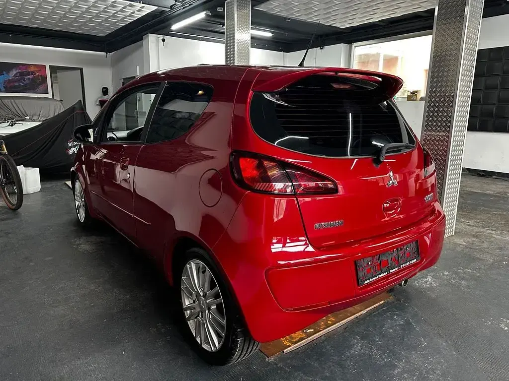 Gebraucht Mitsubishi Colt Motion 95 PS (69 kW) 2008 Rot Kleinwagen