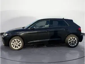 Neu Audi A1 95 PS (69 kW) 2026 Schwarz (mythosschwarz) SUV