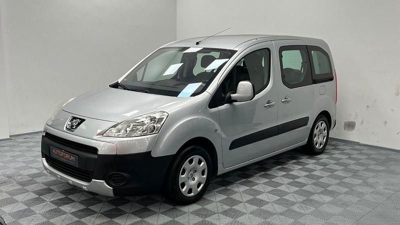 Gebraucht Peugeot Partner Tepee Tendance 109 PS (80 kW) 2008 Silber Van / Kleinbus
