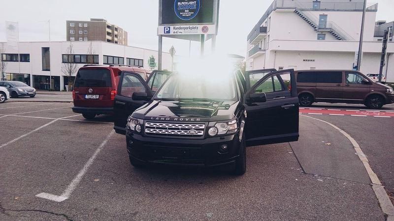 Gebraucht Land Rover Freelander 2 HSE 190 PS (139 kW) 2011 Schwarz SUV