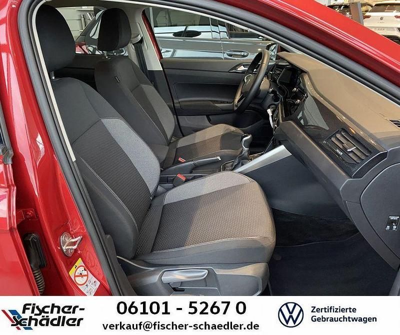 Gebraucht VW Polo Life 95 PS (69 kW) 2024 Kings red (metallic) Limousine