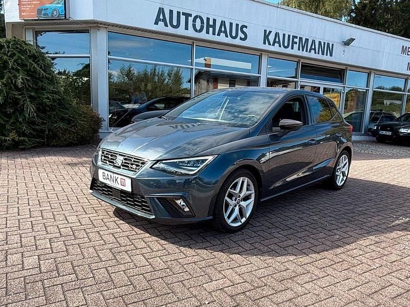 Grau Gebraucht 2021 Seat Ibiza Beats Kleinwagen | 16.490 € (Fairer Preis) - Bild 1/4