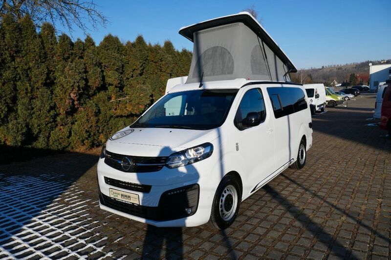Casabl/arctic/eisweiss/kaolin Gebraucht 2022 Opel Vivaro Edition Van | 59.990 € - Bild 1/4