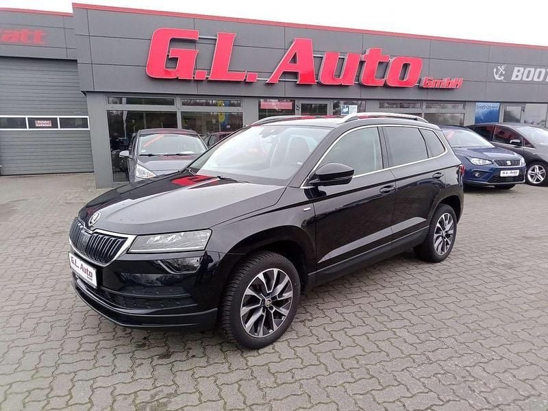 Schwarz Gebraucht 2021 Skoda Karoq Drive SUV | 21.690 € (Superpreis) - Bild 1/4