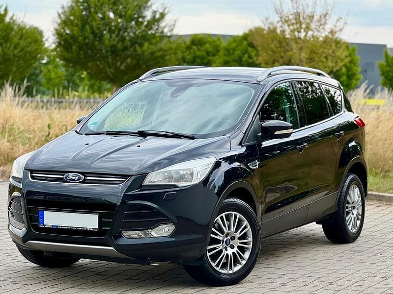 Schwarz Gebraucht 2013 Ford Kuga SUV | 8.860 € (Fairer Preis) - Bild 1/4