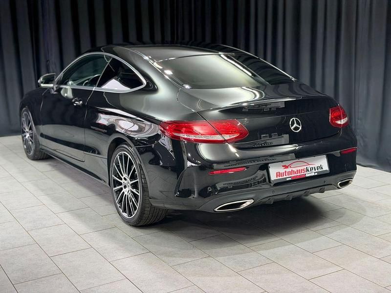 Gebraucht Mercedes C250 AMG line 211 PS (155 kW) 2017 Schwarz Coupé