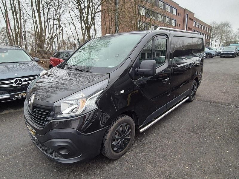 Usata Renault Trafic 95 CV (69 kW) 2017 Nero Monovolume