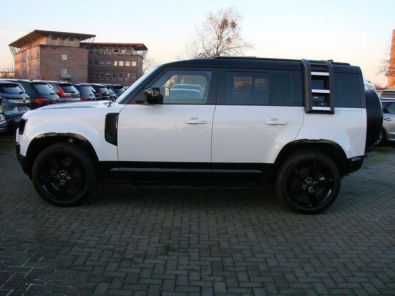 Gebraucht Land Rover Defender Dynamic 300 PS (220 kW) 2023 Yulong white SUV