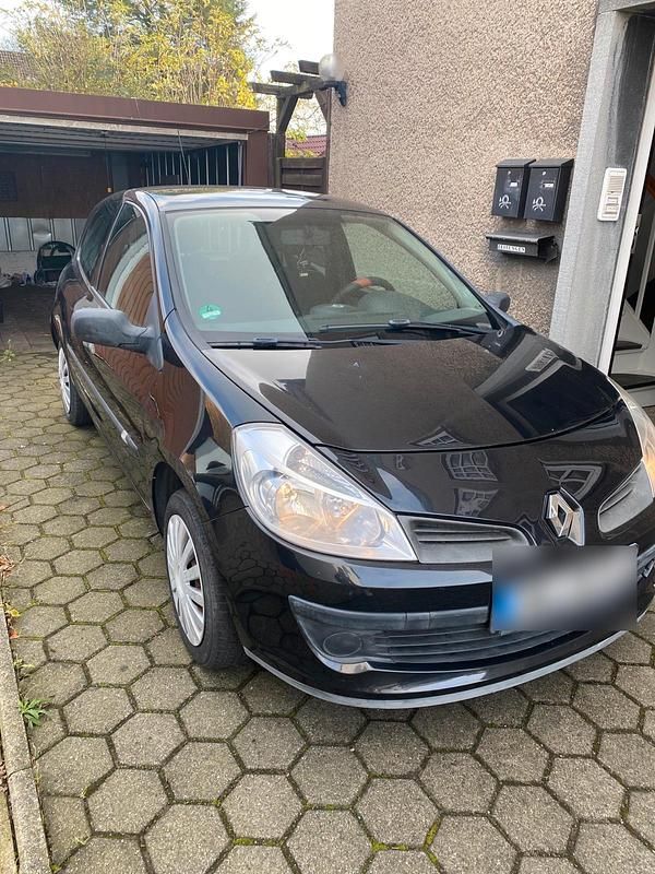 Gebraucht Renault Clio II 87 PS (63 kW) 2007 Schwarz Kleinwagen