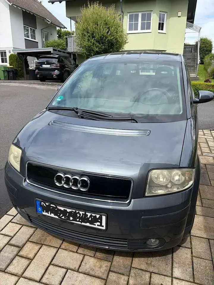 Gebraucht Audi A2 75 PS (55 kW) 2002 Grau Kleinwagen