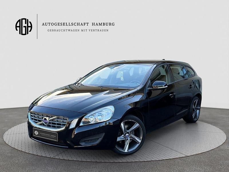 Gebraucht Volvo V60 R-Design 114 PS (83 kW) 2012 Schwarz Kombi