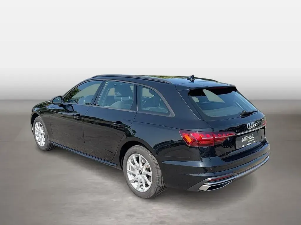 Gebraucht Audi A4 Advanced Plus 204 PS (150 kW) 2021 Mythosschwarz Kombi