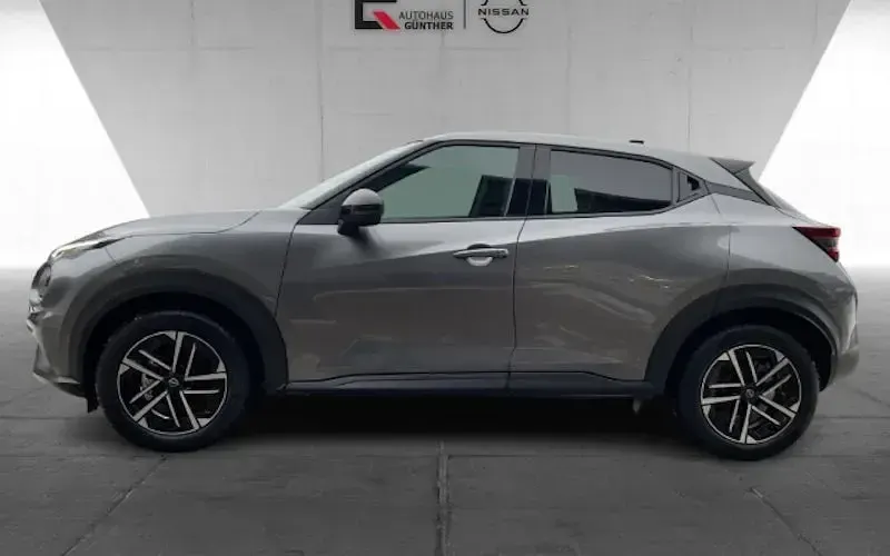 Gebraucht Nissan Juke N-Connecta 143 PS (105 kW) 2025 Grau SUV